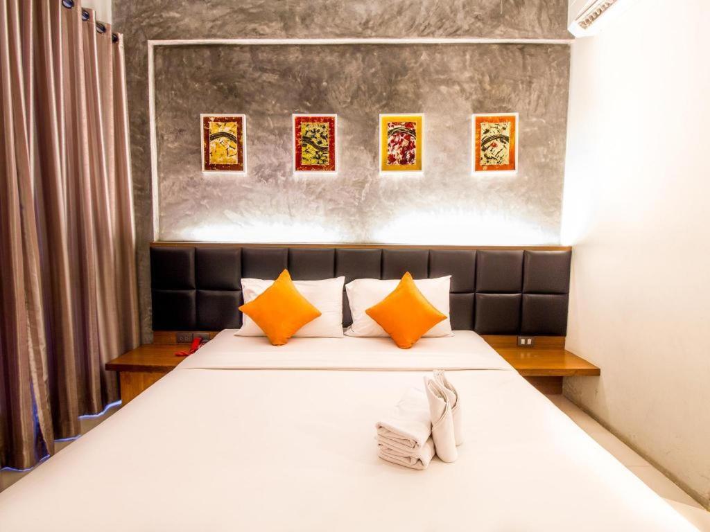 B2 Thippanate Boutique & Budget Hotel Чіангмай Екстер'єр фото
